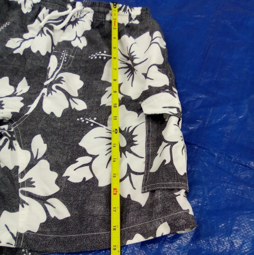 Men's Floral Gray Shorts